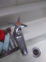 Bathroom Tap Hack