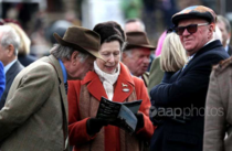 Royal style: Max and Wax and whacky hats