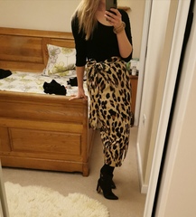 Outfit of the day.. shopping our wardrobes continued