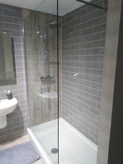 PLEASE help me with bathroom paint colour! 🙏