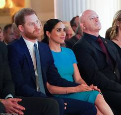 Royal style: the Duel of the Duchesses