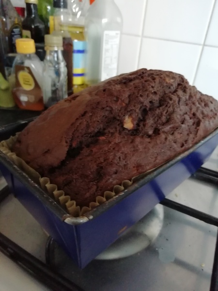 Making a cake; plain flour and bicarbonate of soda?!
