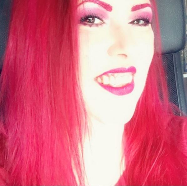 How to dye my hair pink