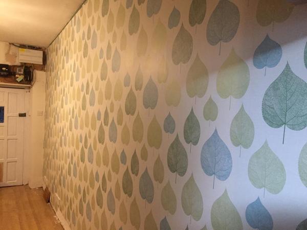 Wallpaper seams