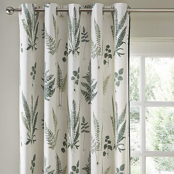 How do I choose correct curtain width?
