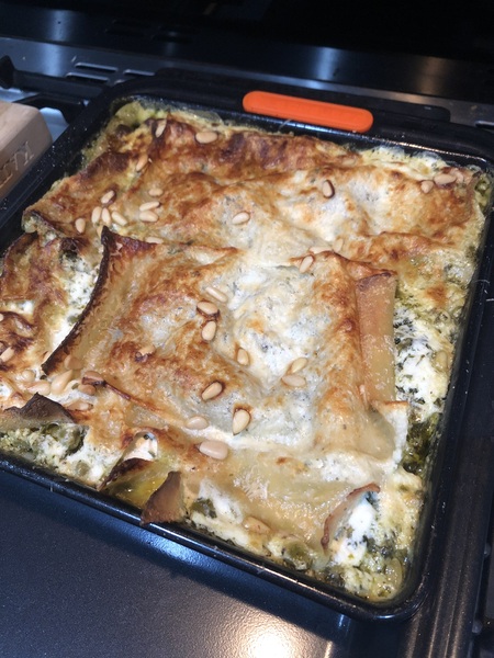 Food thread! Favourite leftover dishes, avoiding waste, menu ideas.