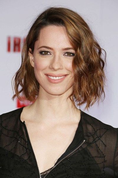 Please tell which actress this is - driving me crazy!