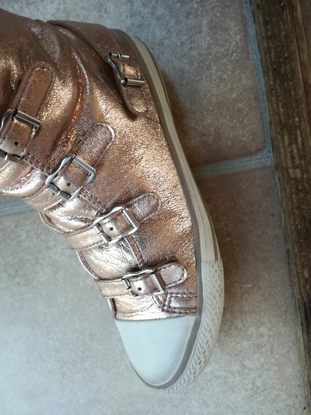 Outfit of the Day Thread... Shopping our wardrobes (as if we have a choice!)