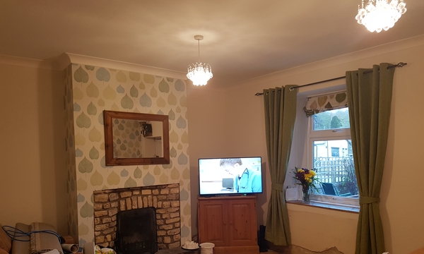 Wallpaper seams