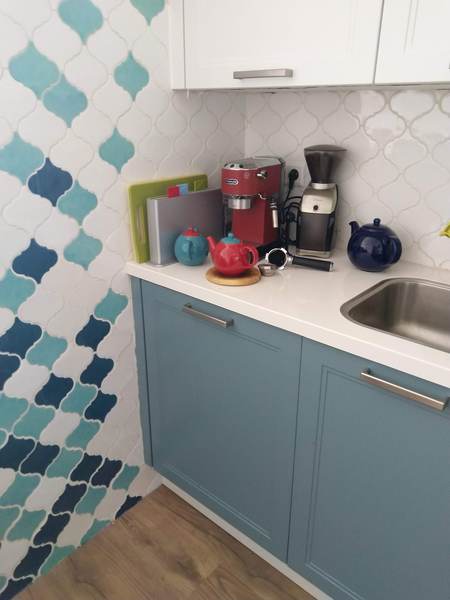 Kitchen tiles help needed