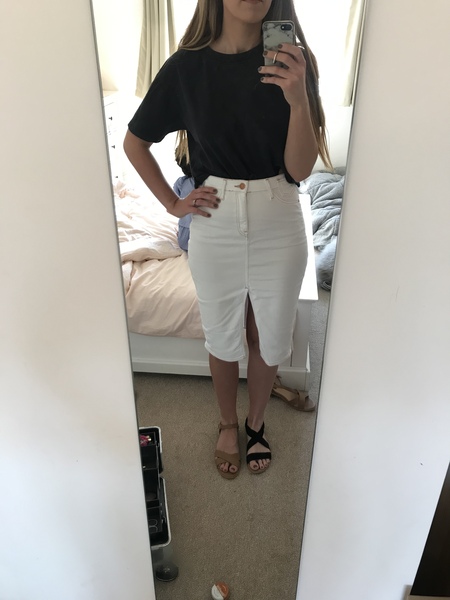 QUICK POLL!!! Which shoes look better???