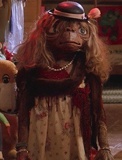 Please tell which actress this is - driving me crazy!