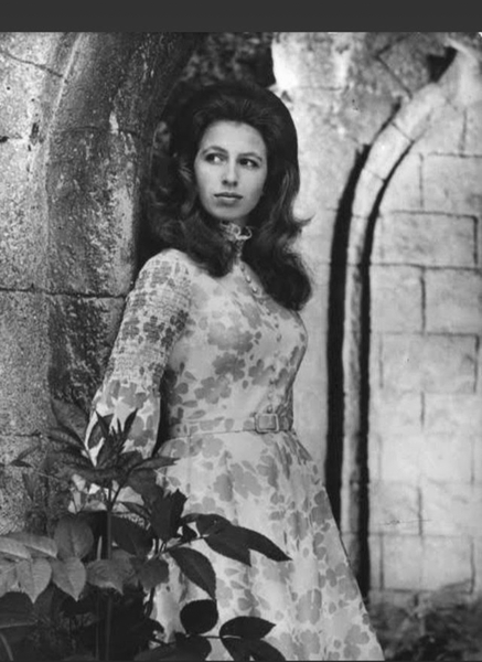 Royal style in the time of corona