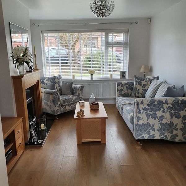 Help finishing off my new lounge please - pic included