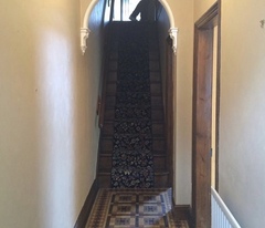 Please can you show me your hallways (especially especially new ish build)0