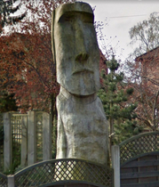 Neighbourhood oddities on your daily walk