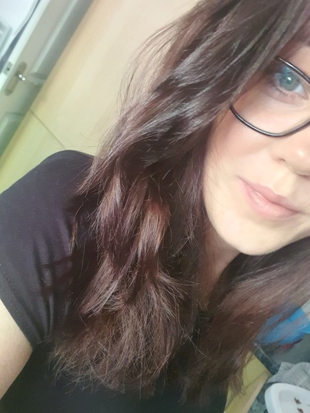 Henna or hair dye alternative (pic attatched)