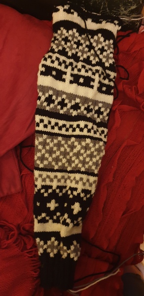 Crochet/Knitters : post your current projects here!