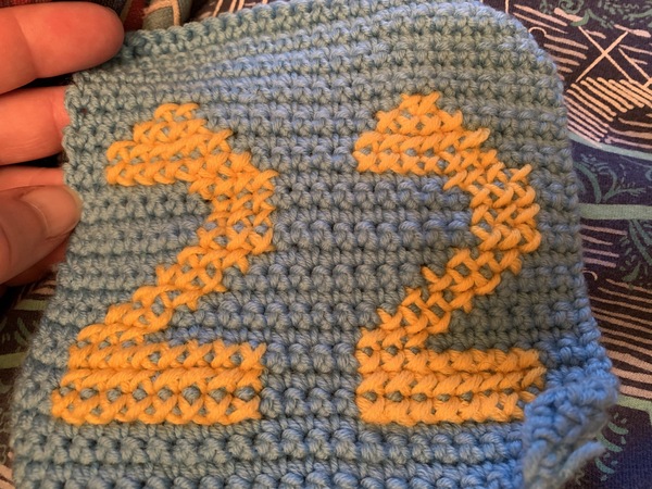 Woolly Hugs. Making a blanket for lovely Crazyladee and her family. We need help.