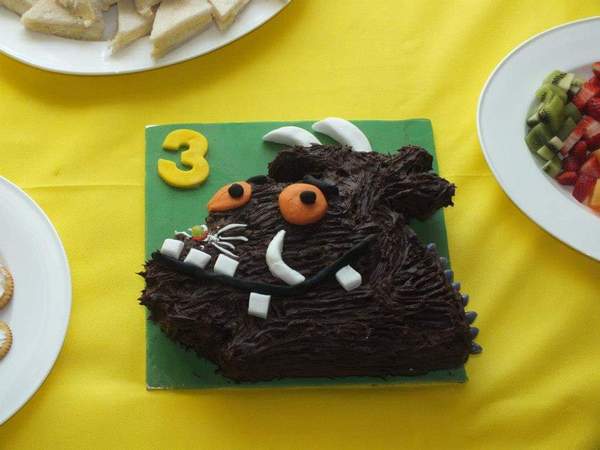 Share with Betty Crocker a picture of a cake or bake that you’ve made with your family
