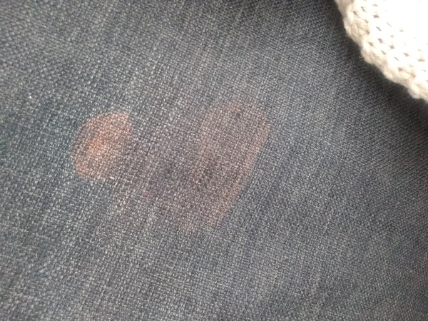 How to remove stains from sofa bench?