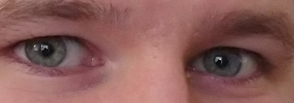 Properly violet or green eyes?