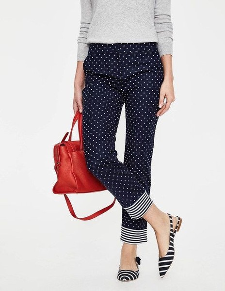 What to wear with rad and blue shoes