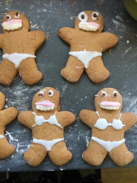 Share with Betty Crocker a picture of a cake or bake that you’ve made with your family