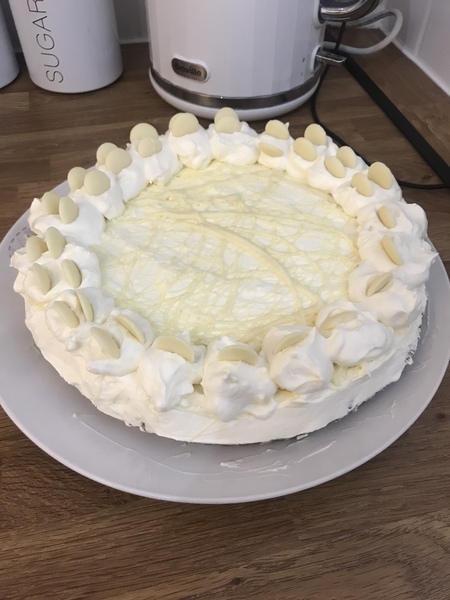 Share with Betty Crocker a picture of a cake or bake that you’ve made with your family