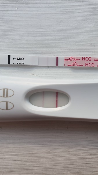 Polycystic ovaries - faint line?