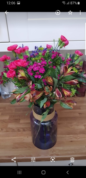 Bloom and wild £10 off no minimum spend