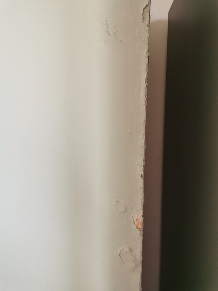 What's happening to the walls in my 1930's house 😔