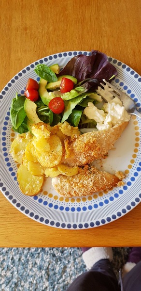 Frugal Foodies, thread 3! Favourite leftover dishes, avoiding waste, menu ideas. Plus pets, and other chat.