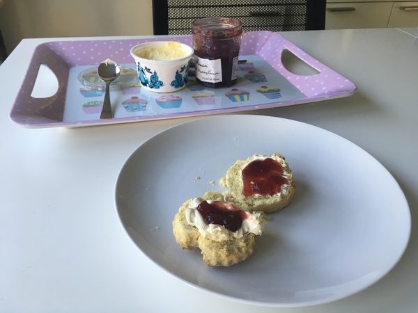 To ask why I can't make scones and please give me a recipe?