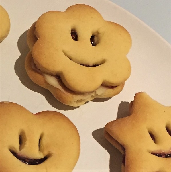 Share with Betty Crocker a picture of a cake or bake that you’ve made with your family