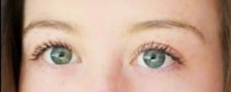 Properly violet or green eyes?