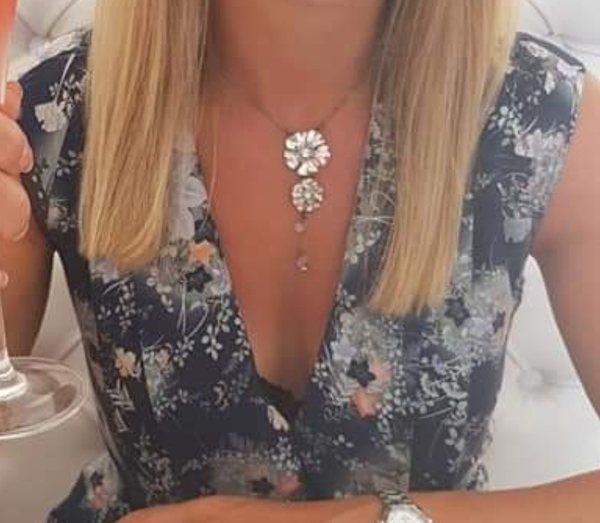 Anyone recognise this dress please?