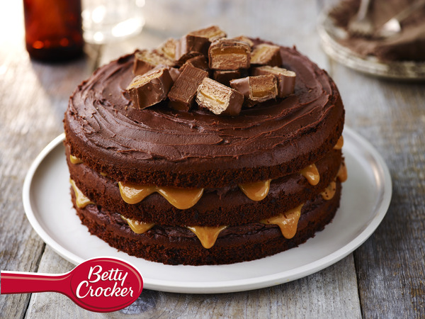 Share with Betty Crocker a picture of a cake or bake that you’ve made with your family