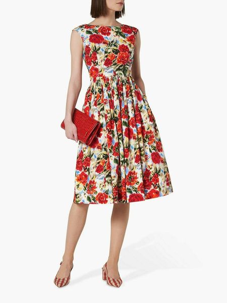 Is this frumpy and boring or could it look chic and stylish?