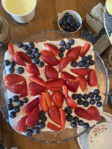 Share with Betty Crocker a picture of a cake or bake that you’ve made with your family