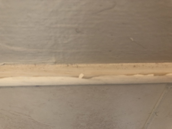 How do l get rid of the excess paint here?