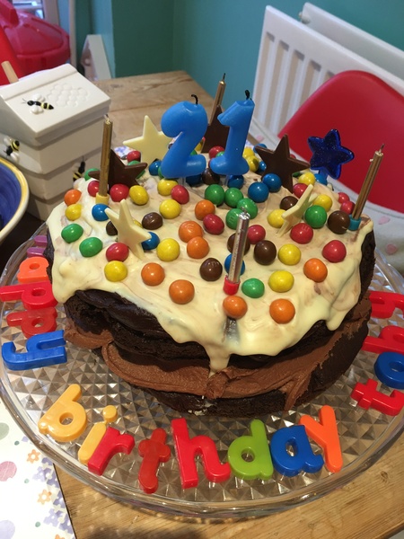 Share with Betty Crocker a picture of a cake or bake that you’ve made with your family