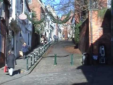 Shall we make a list of good non touristy places to visit?