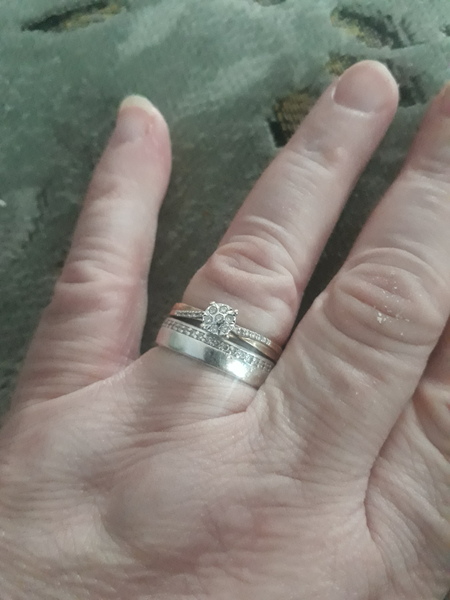Show your Engagement rings!