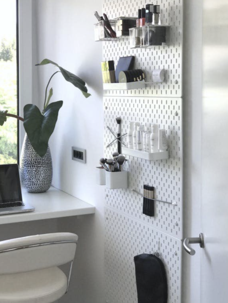 Do you have a dressing table? Come talk to me.