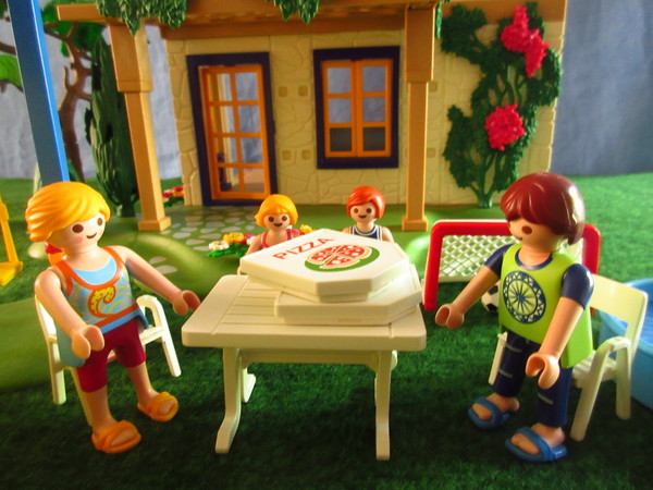 Playmobil pandemic in our house part 2