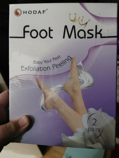 Thrilling topic - foot scrubbing