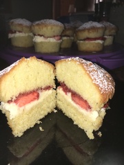 Share with Betty Crocker a picture of a cake or bake that you’ve made with your family