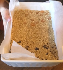 Share with Betty Crocker a picture of a cake or bake that you’ve made with your family