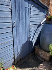 Coloured fence paint